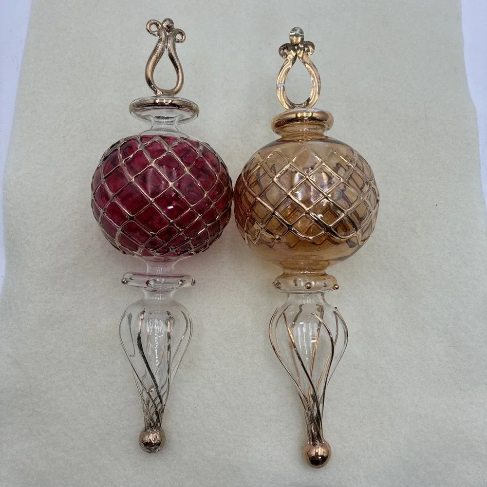 Vintage Hand Blown Glass Finial Christmas Ornaments Red Gold Lattice Set of 2